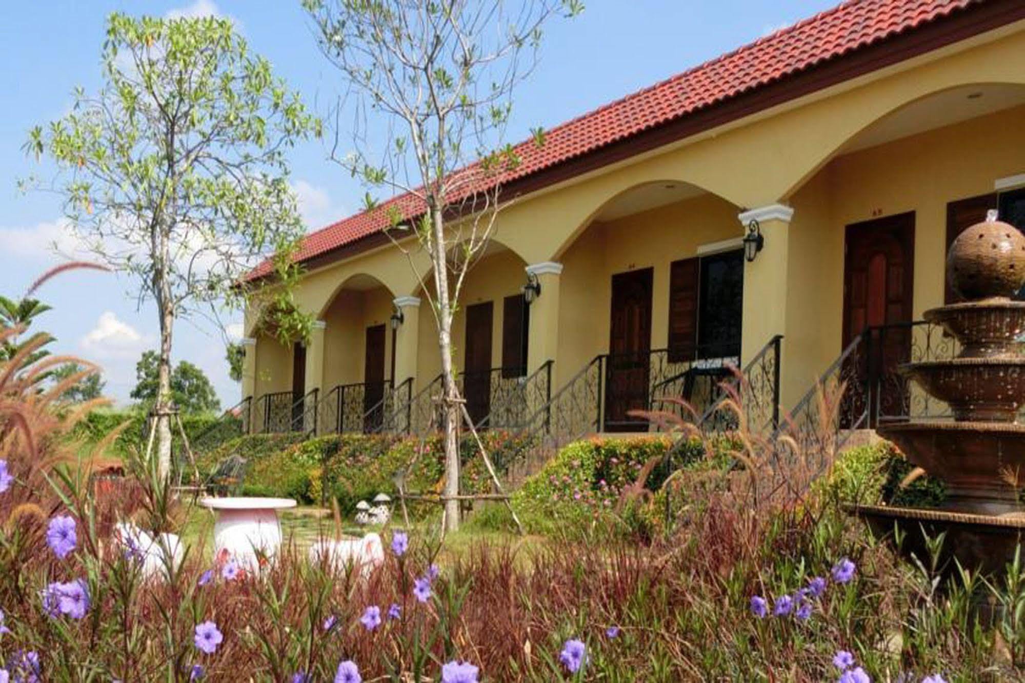 Sierra View Resort Ban Khanong Phra Nua Kültér fotó